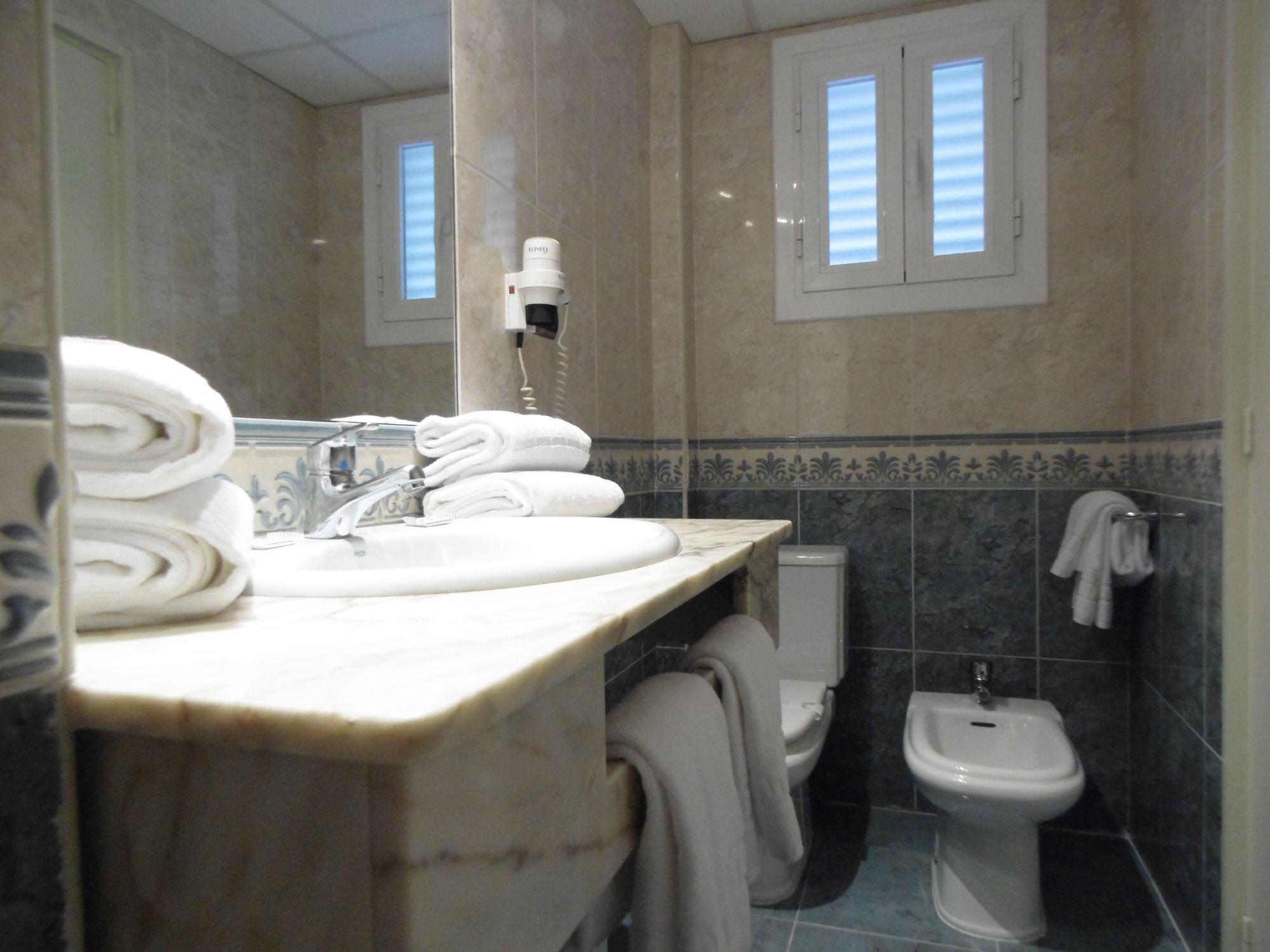 Solimar Hotel 3*